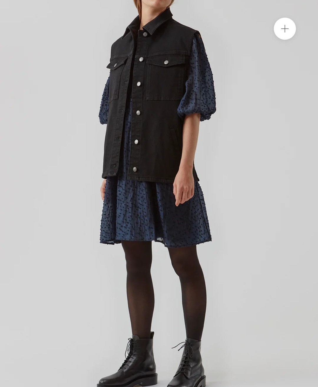 Modström gilet Nour. Maat S. Zwart/denim.
