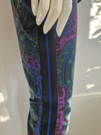 Studio Anneloes pantalon. Maat M. All over print/travelstof.
