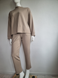 Milano Italy jogging pak. Maat 42. Beige/modal.