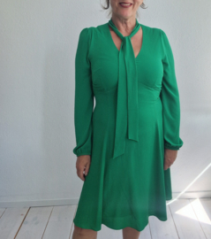 Steps jurk met strikdetail. Maat 42. Groen