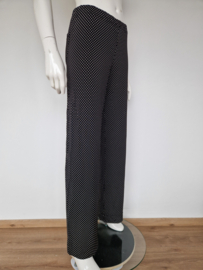 Studio Anneloes pantalon. Maat M. Zwart/stippenprint.