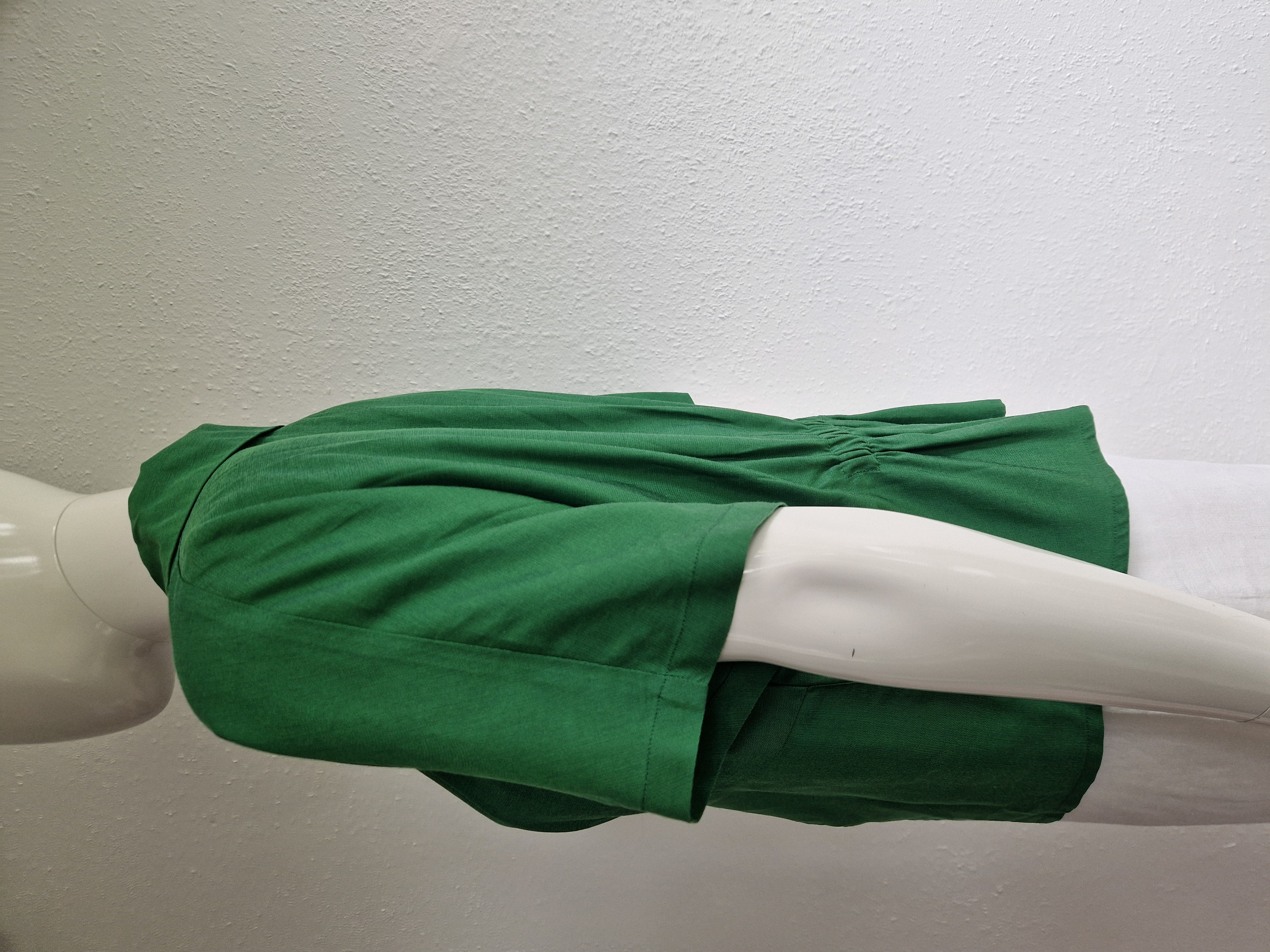 Caroline Biss blouse. Maat 40, Smaragdgroen.