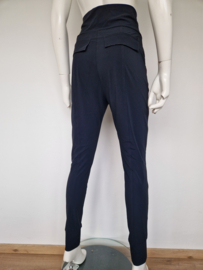 JapanTKY high waist broek/tregging. Maat L. Zwart