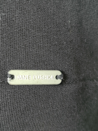 Jane Lushka sweater. Mt. M. Zwart/ster.