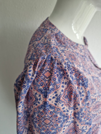 Norah blouse top. Maat 44. Roze/blauw/print.