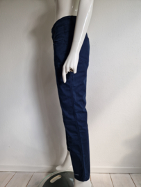 Closed pantalon Pedal Pusher. It.maat 46 (38/40). Donkerblauw.