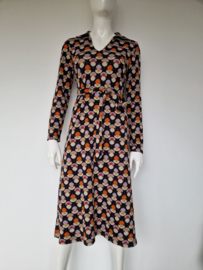 Surkana jurk. Maat S. Retroprint.