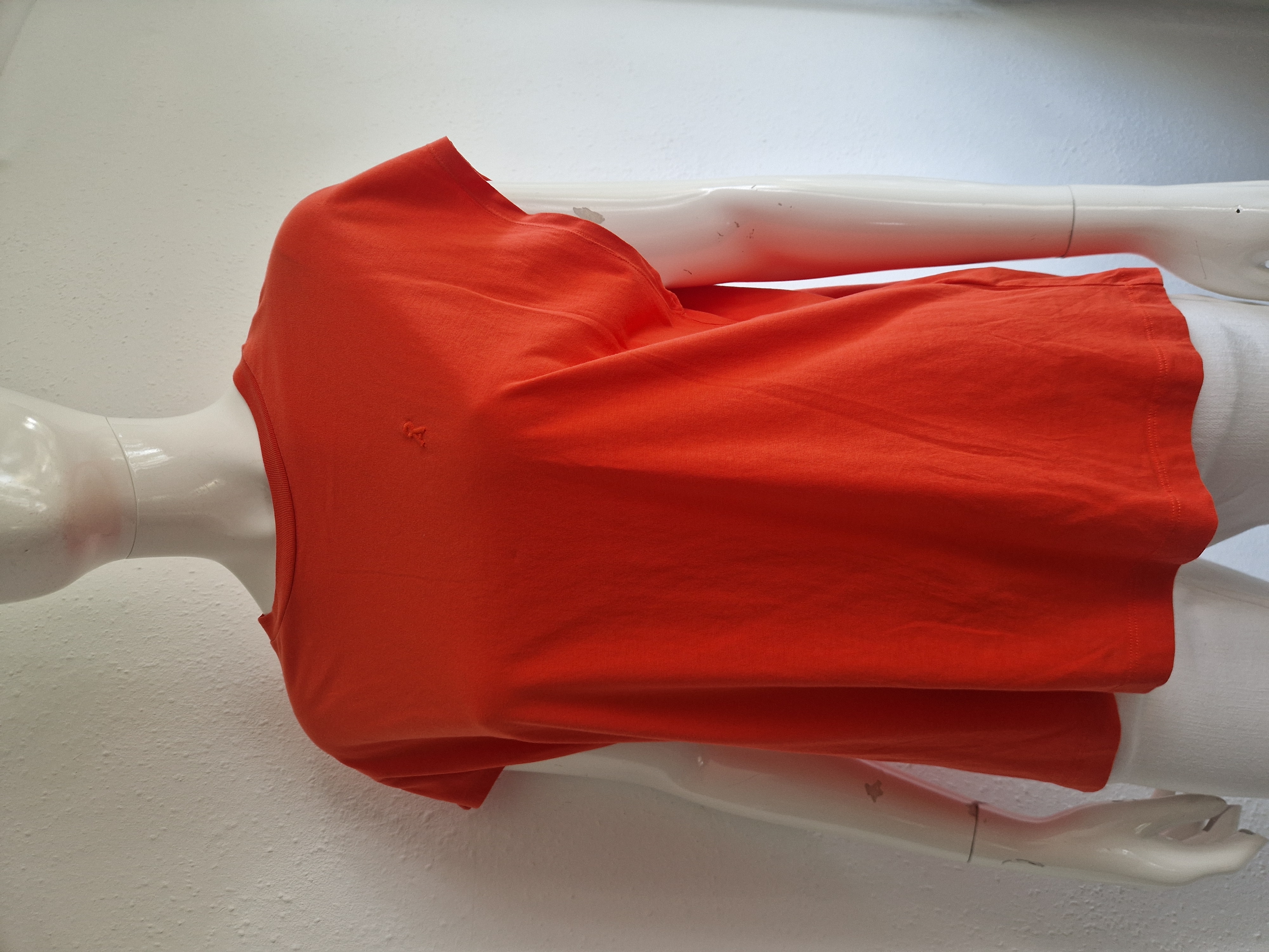 Armedangels top Inaara. Maat S. Rood.