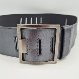 Sarah Pacini riem. 90 cm. Grijs/leer.