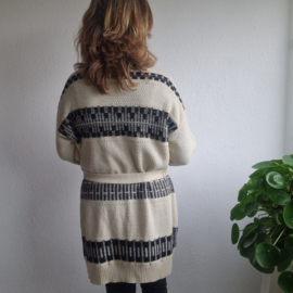 SET vest. Maat 38, Crème/zwart.