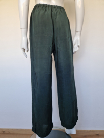 Trix en Rees pantalon Scorpio. Maat M. Donkergroen
