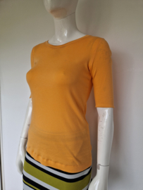 Marc Cain set. (top en rok). Maat 38,