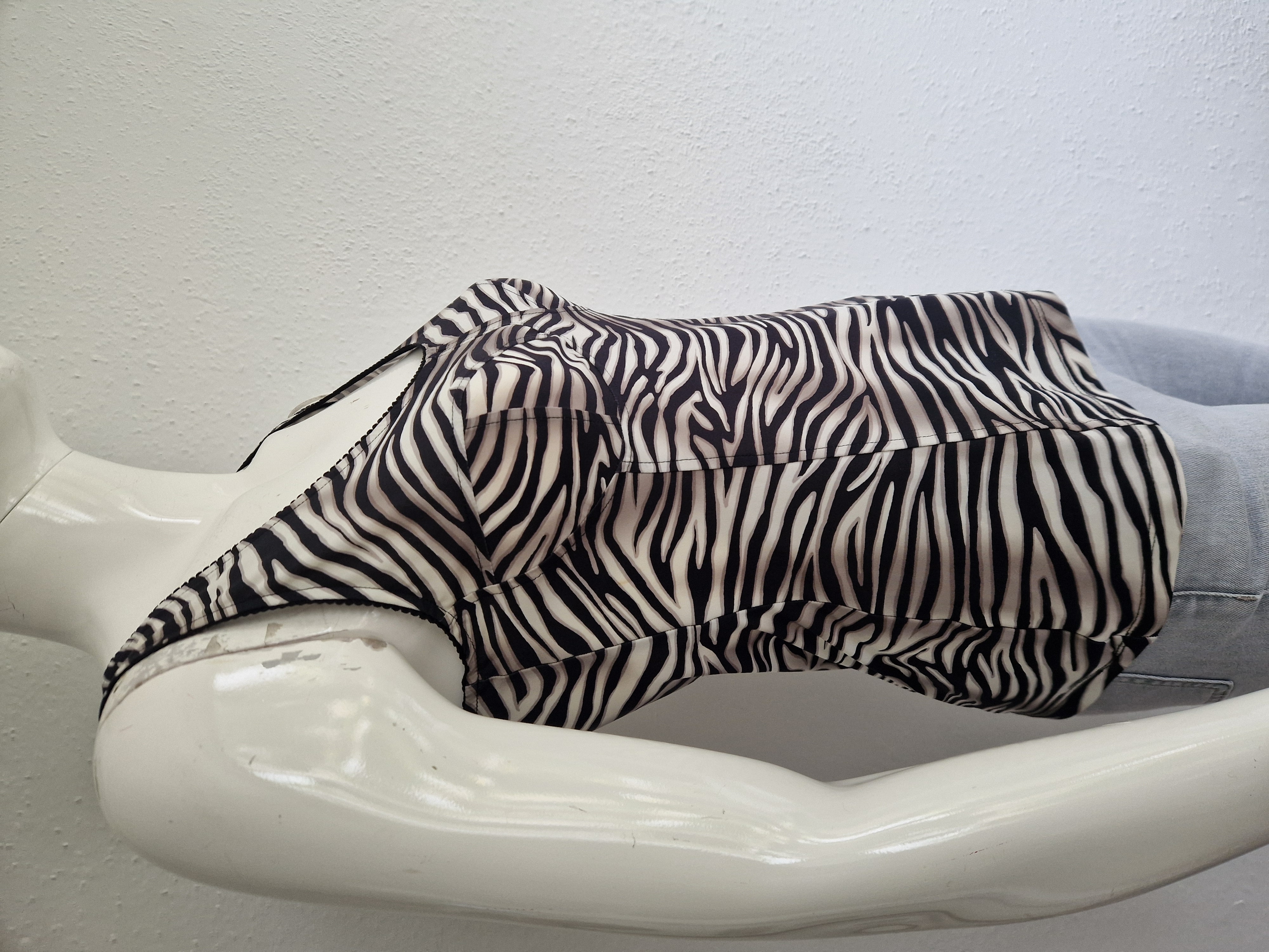 Indies top. Maat 3, Zebraprint/travelstof.