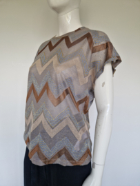 Summum zigzag top met lurex glans. Maat L