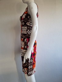 Giovane zomerjurk. Maat 34. Bruin/oranje/roze/print.