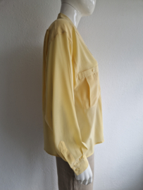 Falke vintage zijden blouse. Maat M. Zachtgeel.