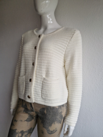 Red Button vest Chanel. Maat XL. Off white.