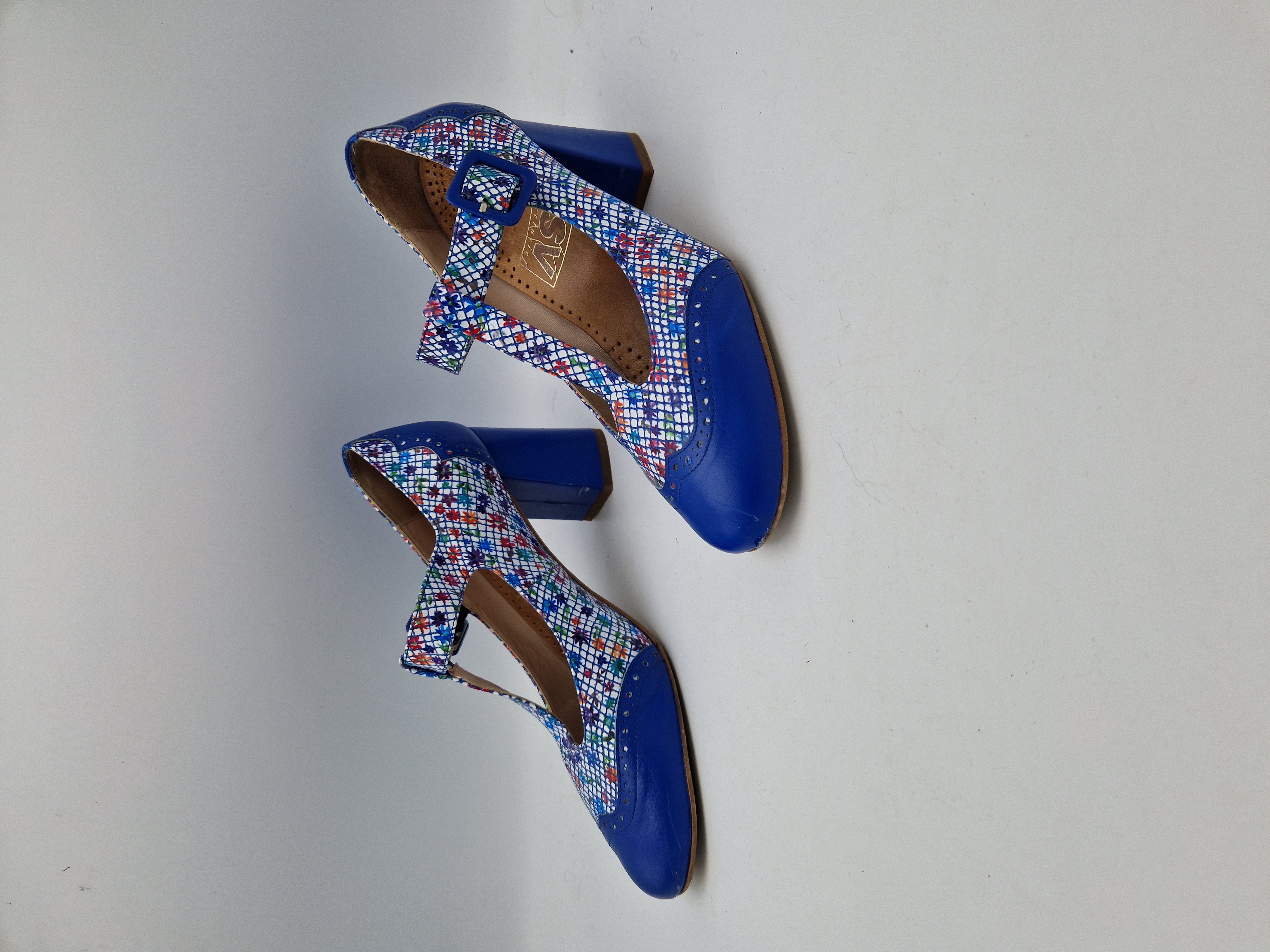 Vintage pumps. Maat 39. Kobaltblauw/leer.