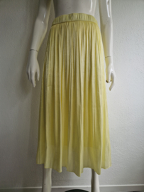 Marc Aurel maxi rok. Maat 40, Zachtgeel.