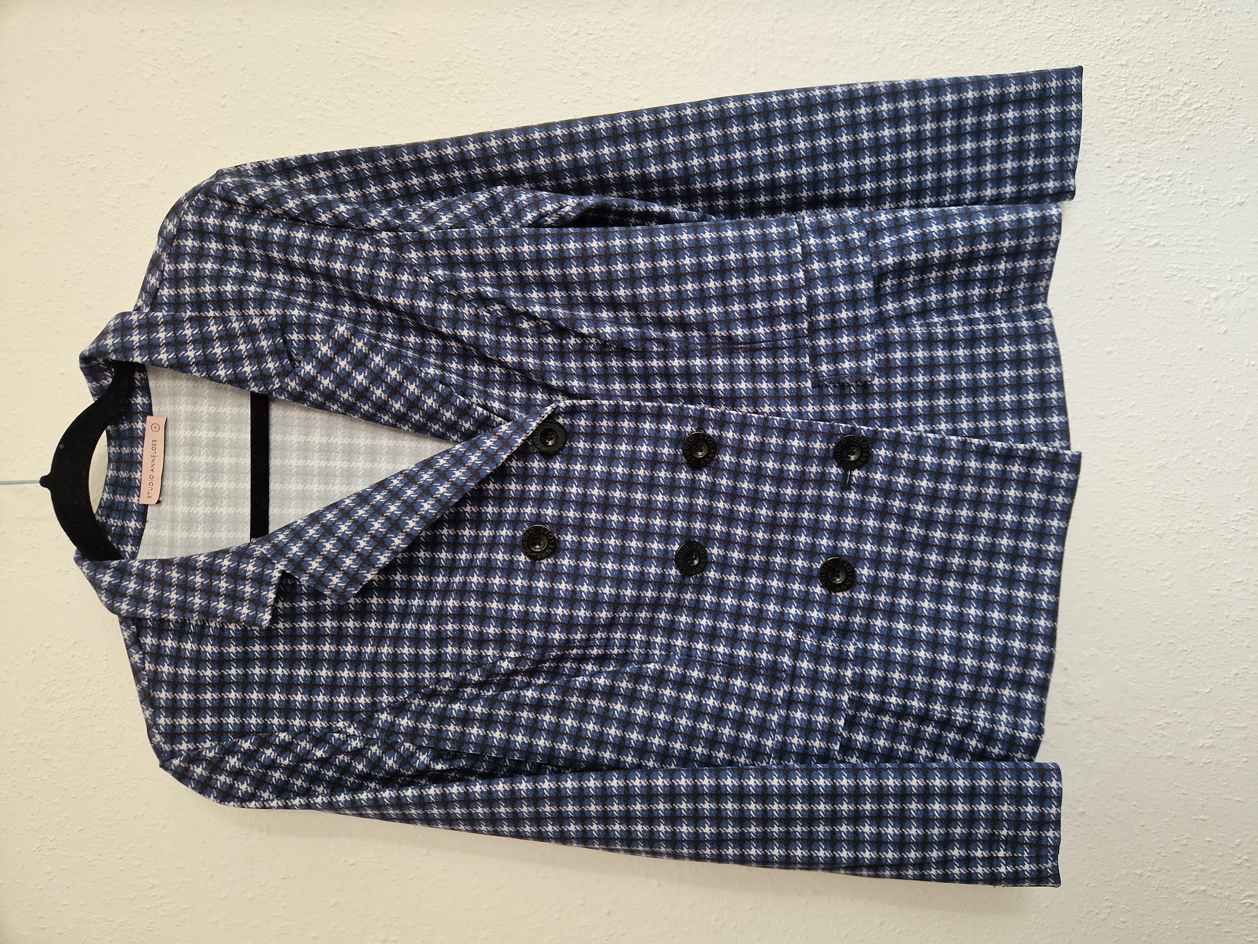 Studio Anneloes double breasted blazer. Maat M. Ruitdessin.
