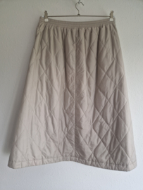Project AJ117 gewatteerde midi rok in zandkleur. Maat XL