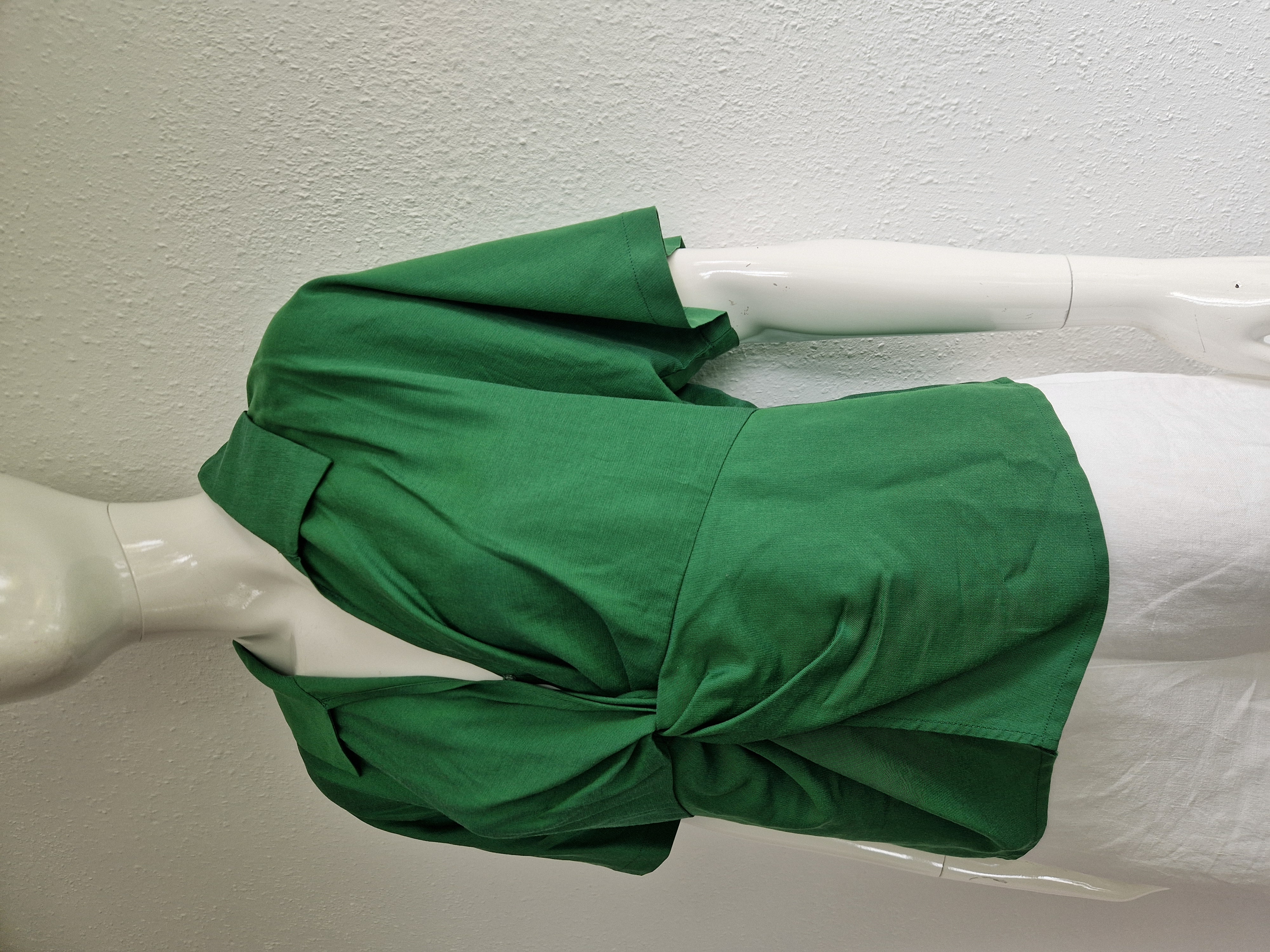 Caroline Biss blouse. Maat 40, Smaragdgroen.