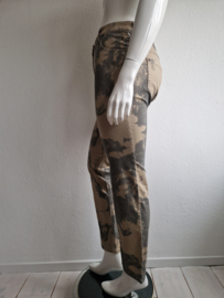 Zerres pantalon. Maat 42. Beige/snakeprint.