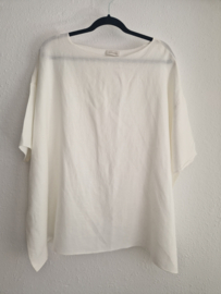 J.C. Sophie linnen top. Maat AS. Crème