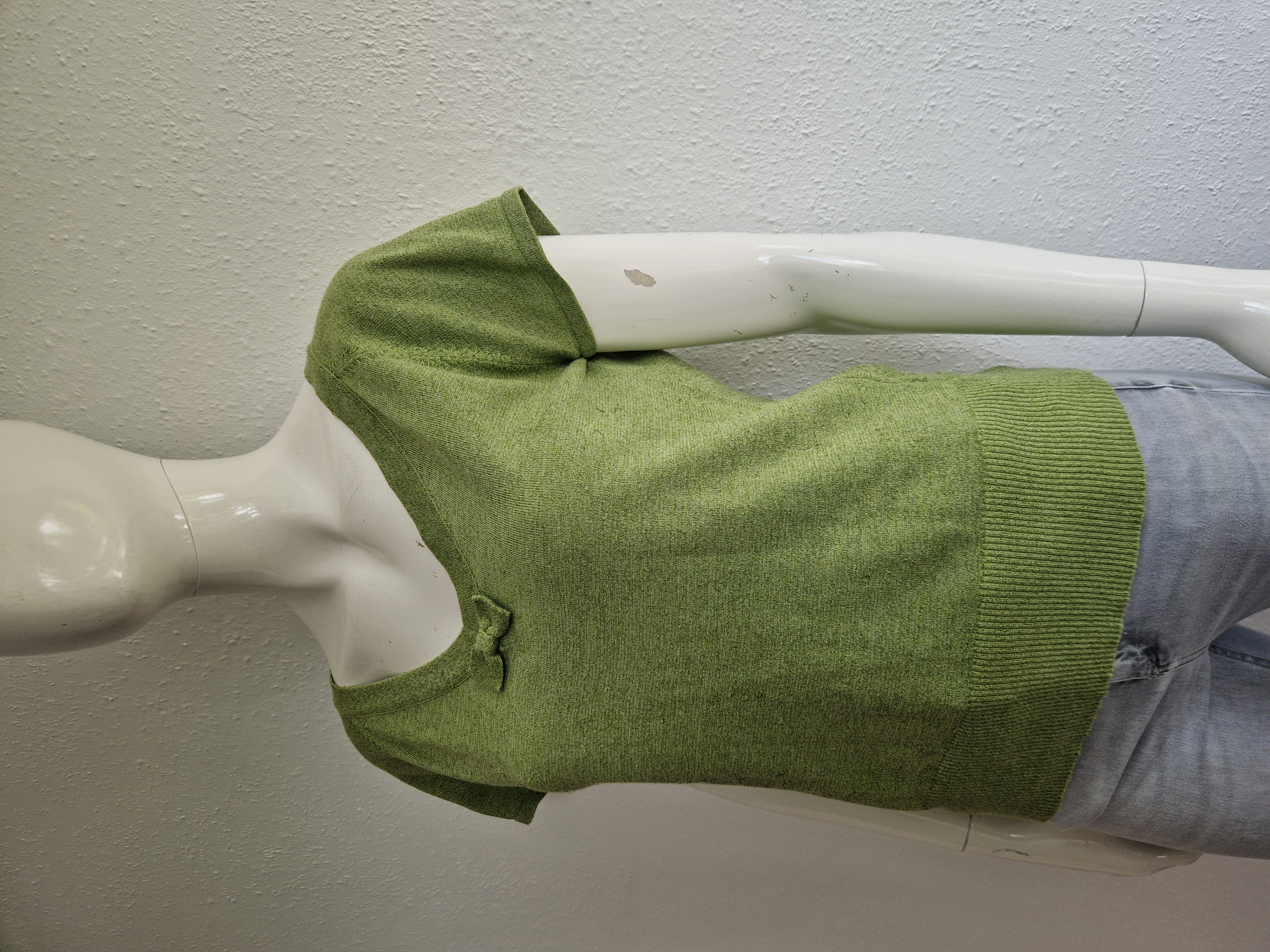 King Louie spencer met V-hals. Maat XL. Groen/lurex.