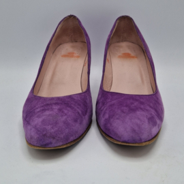 Fred de la Bretoniere pumps. Maat 39, Suède/lila.