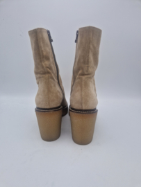 Triver Flight enkellaarzen. Maat  40, Beige/suède.
