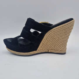 Ugg sandalen met sleehak. Maat 37, Zwart/suède.