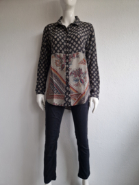 Tolani blouse. Maat M. Print/zijde.