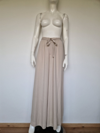 Vanilia Wide Leg Pant – Kit. Maat 40, Licht beige.