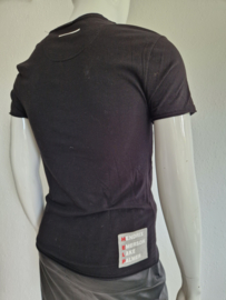 Laundry Industry t-shirt. Maat 3, Zwart/tekst.