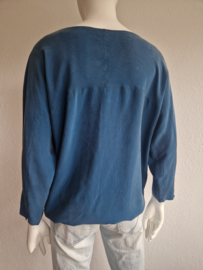 Humanoid top. Maat L. Petrol.