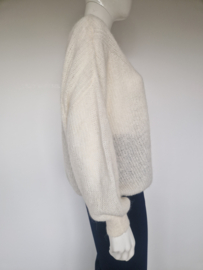 Fabienne Chapot Airy pullover. Maat L. Crème.