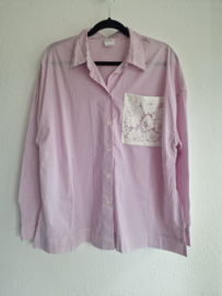 Madeleine blouse. Maat M. Roze/wit gestreept.