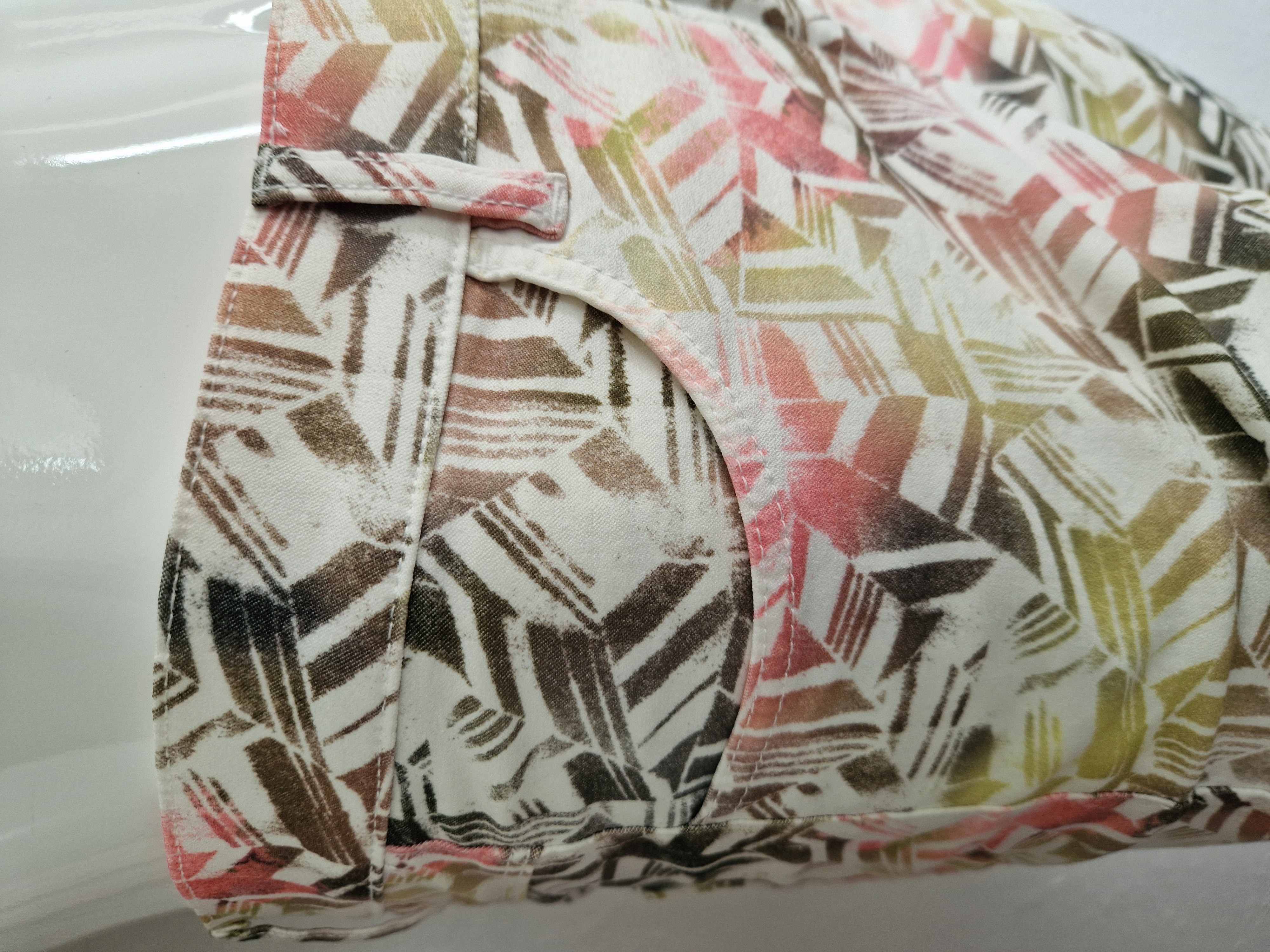 Gerry Weber cropped pantalon. Maat 44, All over print.
