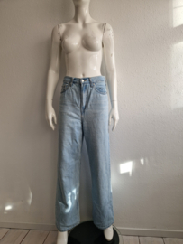 Levi's High waist Loose fit jeans. Maat 28, Lichtblauw.