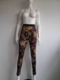 Kyra & Ko pantalon. Maat M. All over print.