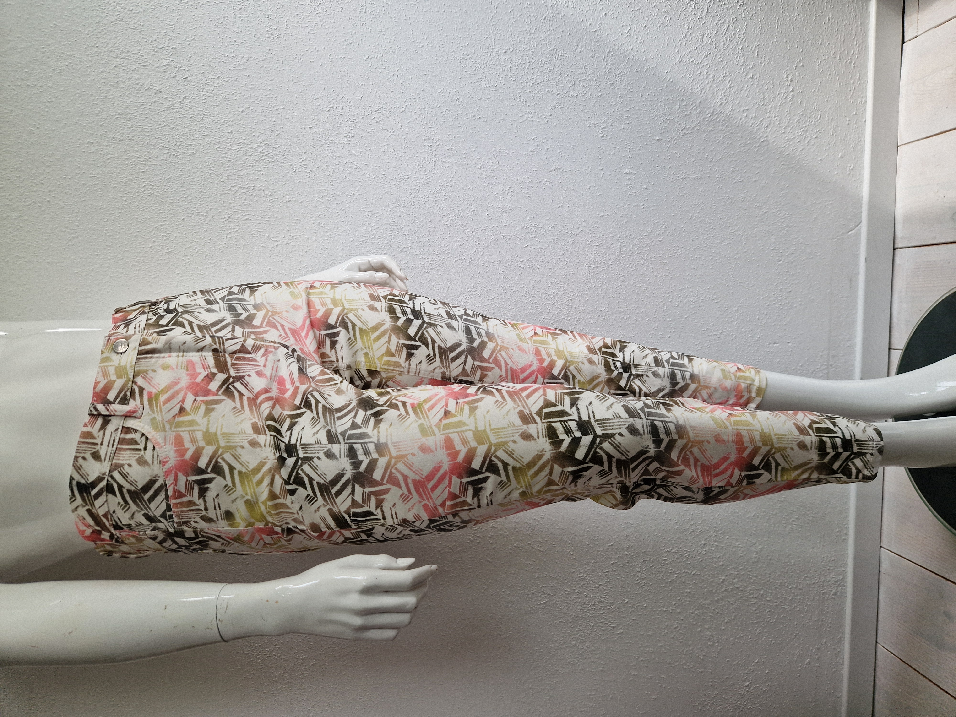 Gerry Weber cropped pantalon. Maat 44, All over print.