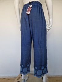 Komodo pantalon Jasmine. Mt. 3, Denimlook.