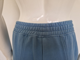 ZILCH Amsterdam sweatpants lichtblauw. Maat 38