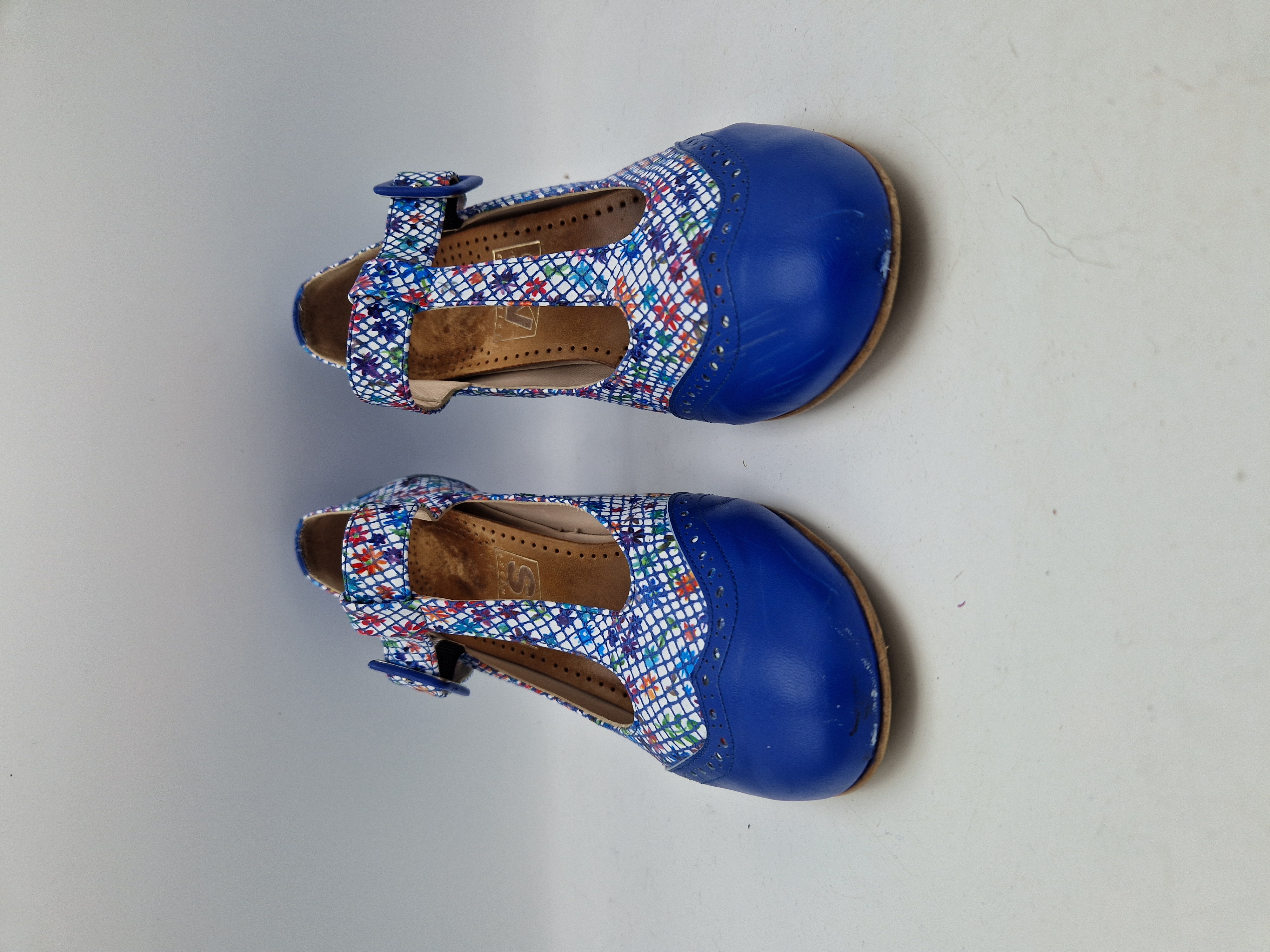 Vintage pumps. Maat 39. Kobaltblauw/leer.