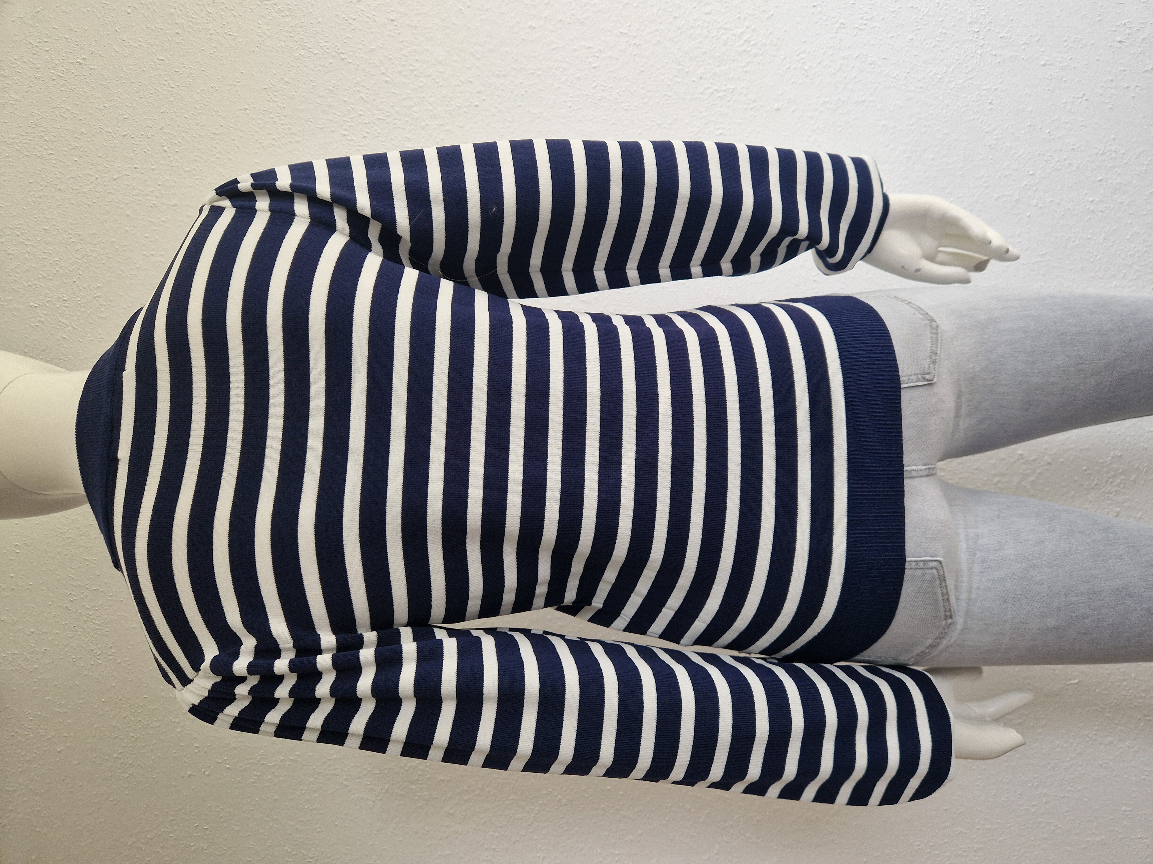 Studio Anneloes Luna Stripe pullover. Maat M.Blauw/wit.