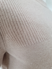 Closed trui. Maat M. beige/nude/Kasjmier