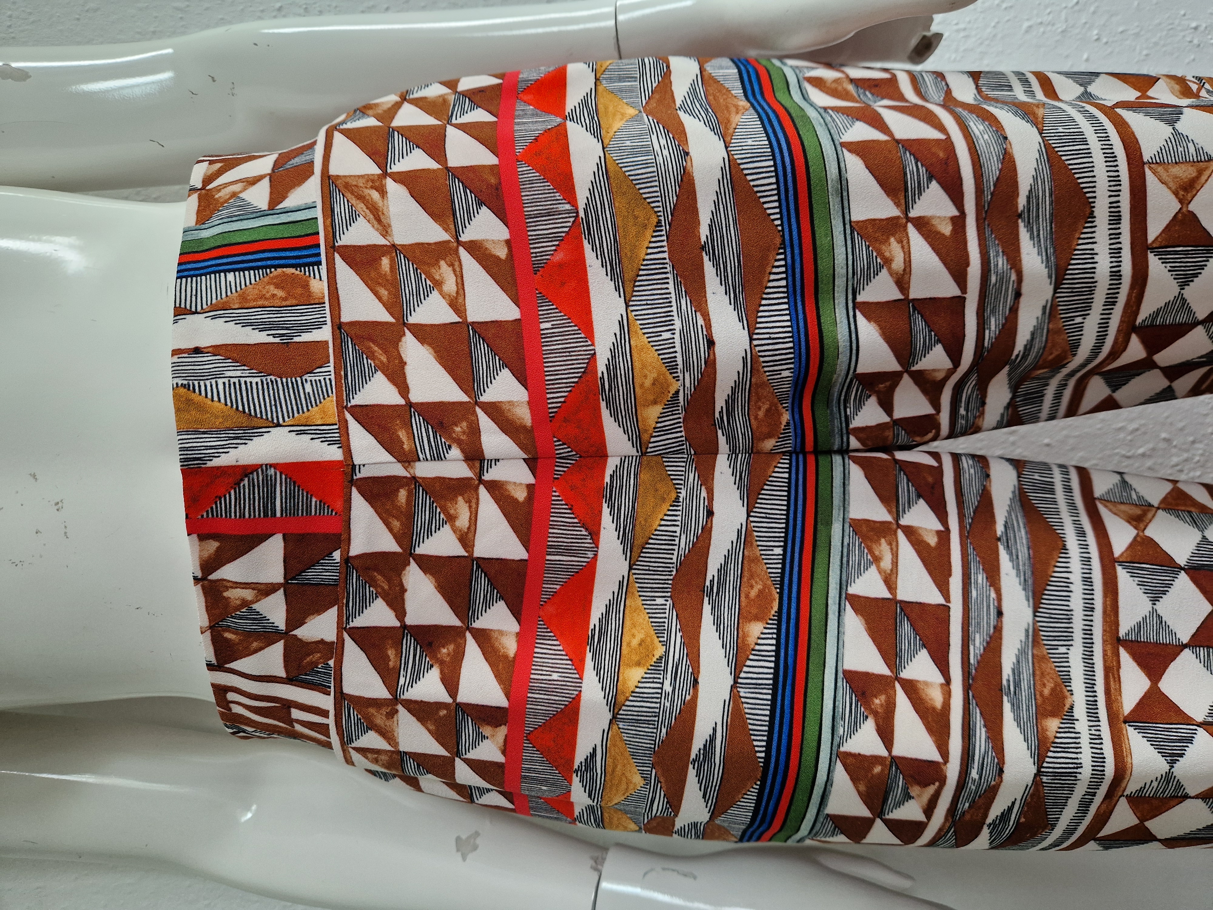 Caroline Biss pantalon. Maat 36, All over print.