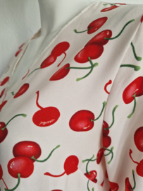Essentiel Antwerp top. Maat 40. Zachtroze/kersenprint.
