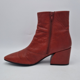 Vagabond enkellaarsjes Olivia. Maat 41, Rood/leer.